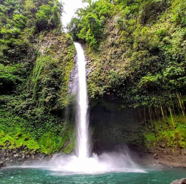 Rio Fortuna Waterfall or also known as La Fortuna Waterfall. It is located in the Northern Zone of the Central American country of Costa Rica, in the province of Alajuela and La Fortuna district.